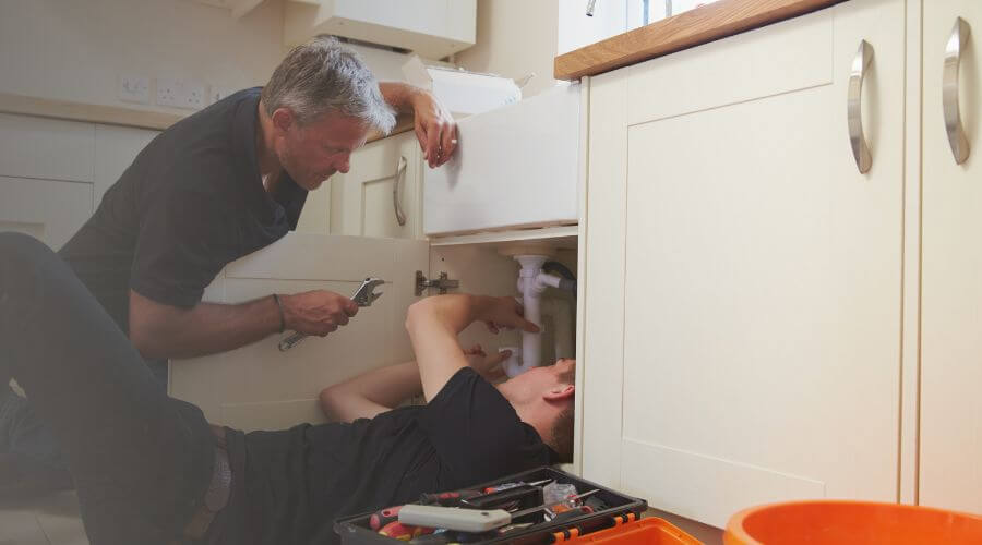 Expert burst pipe repair services in Palmyra, IL